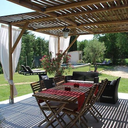 Le Cabanon Tendance Du Luberon Mérindol Extérieur photo