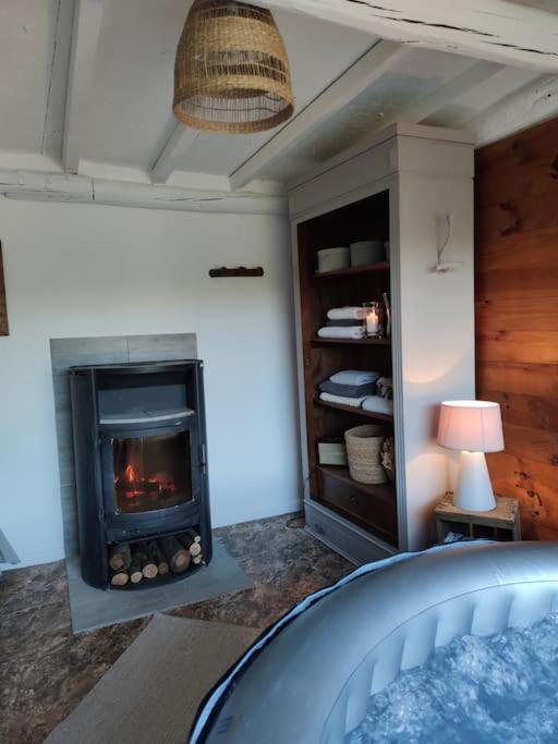 Le Cabanon Tendance Du Luberon Mérindol Extérieur photo