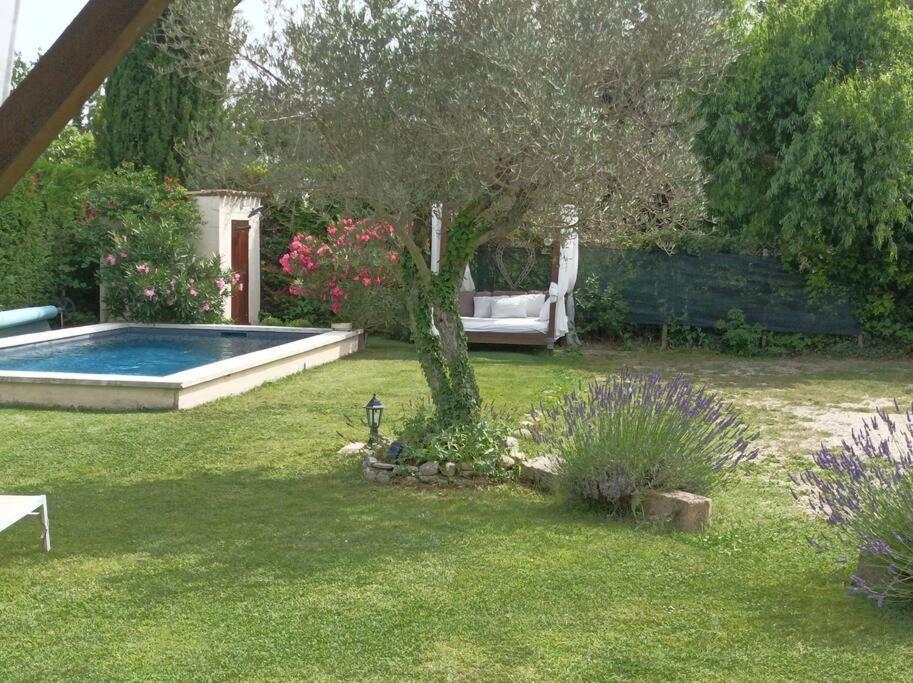 Le Cabanon Tendance Du Luberon Mérindol Extérieur photo